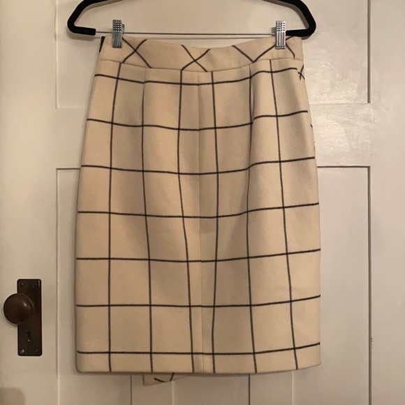 Zara Cream Grid Pattern Skirt - Picture 5 of 5